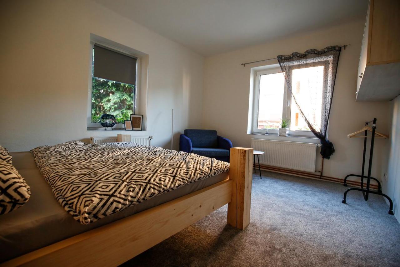 Apartman Devade Se Dvema Loznicemi A Wifi Pripojenim Trutnov Ngoại thất bức ảnh