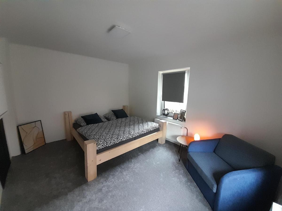 Apartman Devade Se Dvema Loznicemi A Wifi Pripojenim Trutnov Ngoại thất bức ảnh